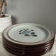 Assiettes plates grès beige fleur bleu/gris de MBFA Pornic modèle Fanchon, set de 6