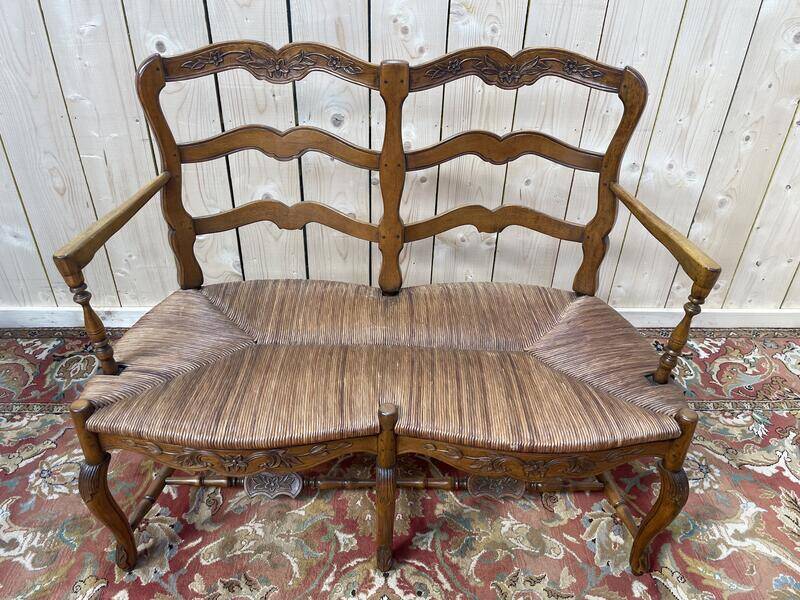 Banquette radassier paillée de style Louis XV provençal