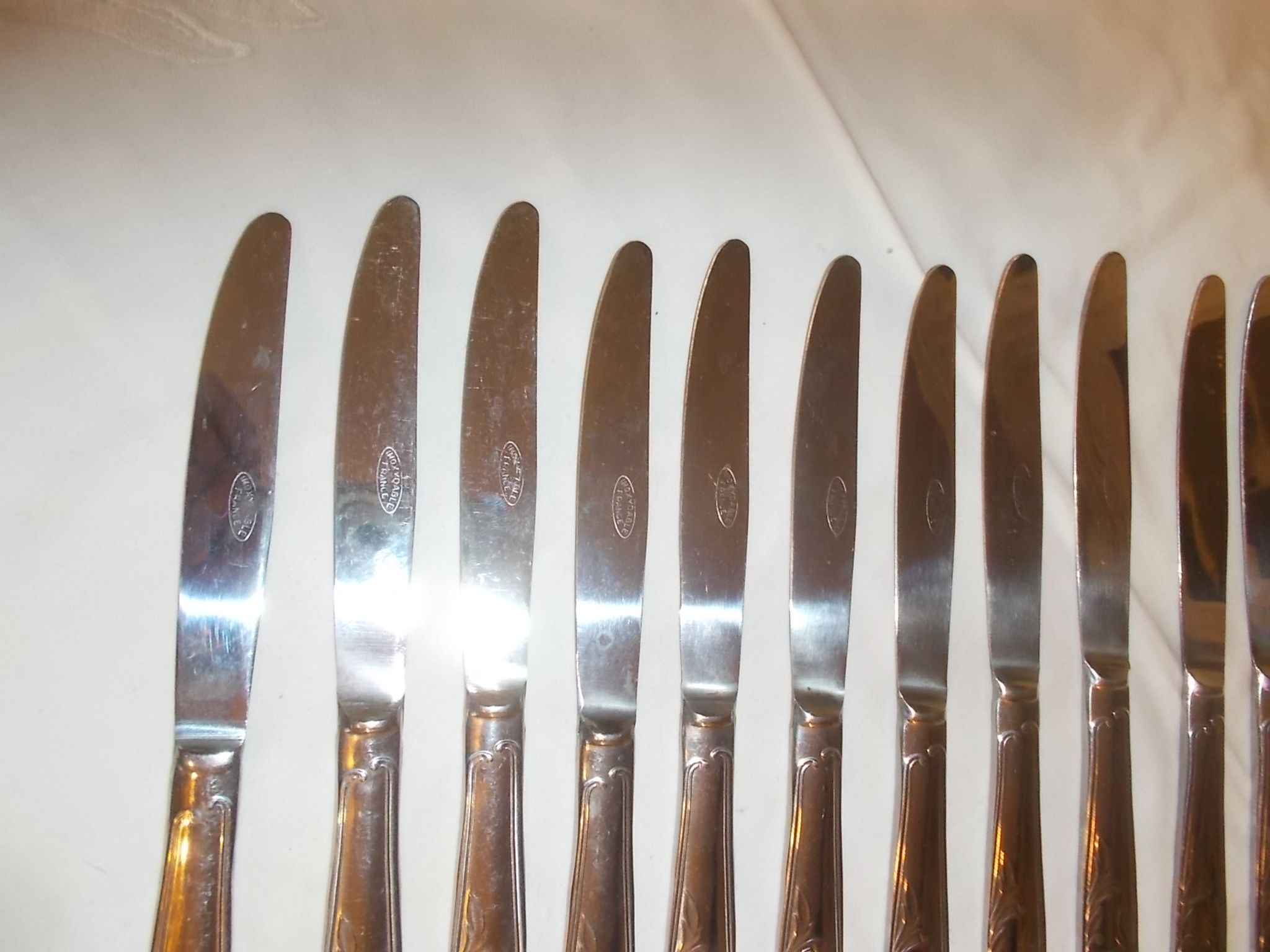Lot of 11 stainless steel knives France