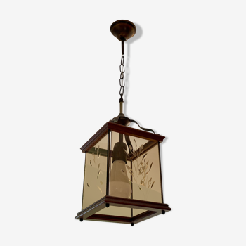 Lantern-shaped suspension