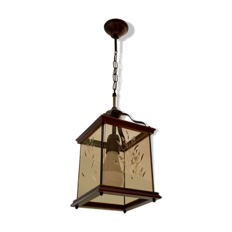 Lantern-shaped suspension