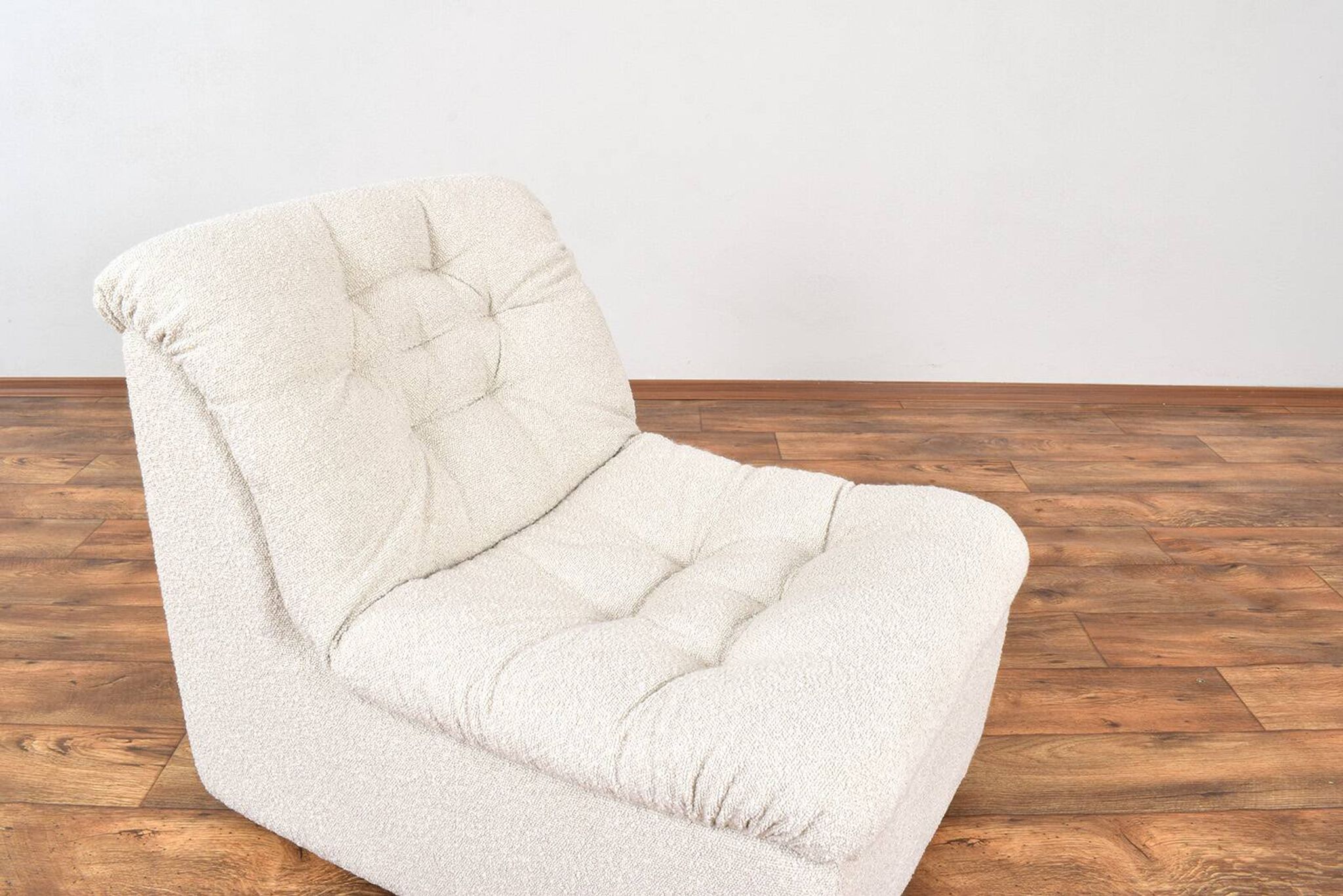 1970s German lounge chair, mid-century style.