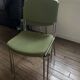 5 chaises 1 fauteuil 1970  structure chrome assise tissu vert style indus