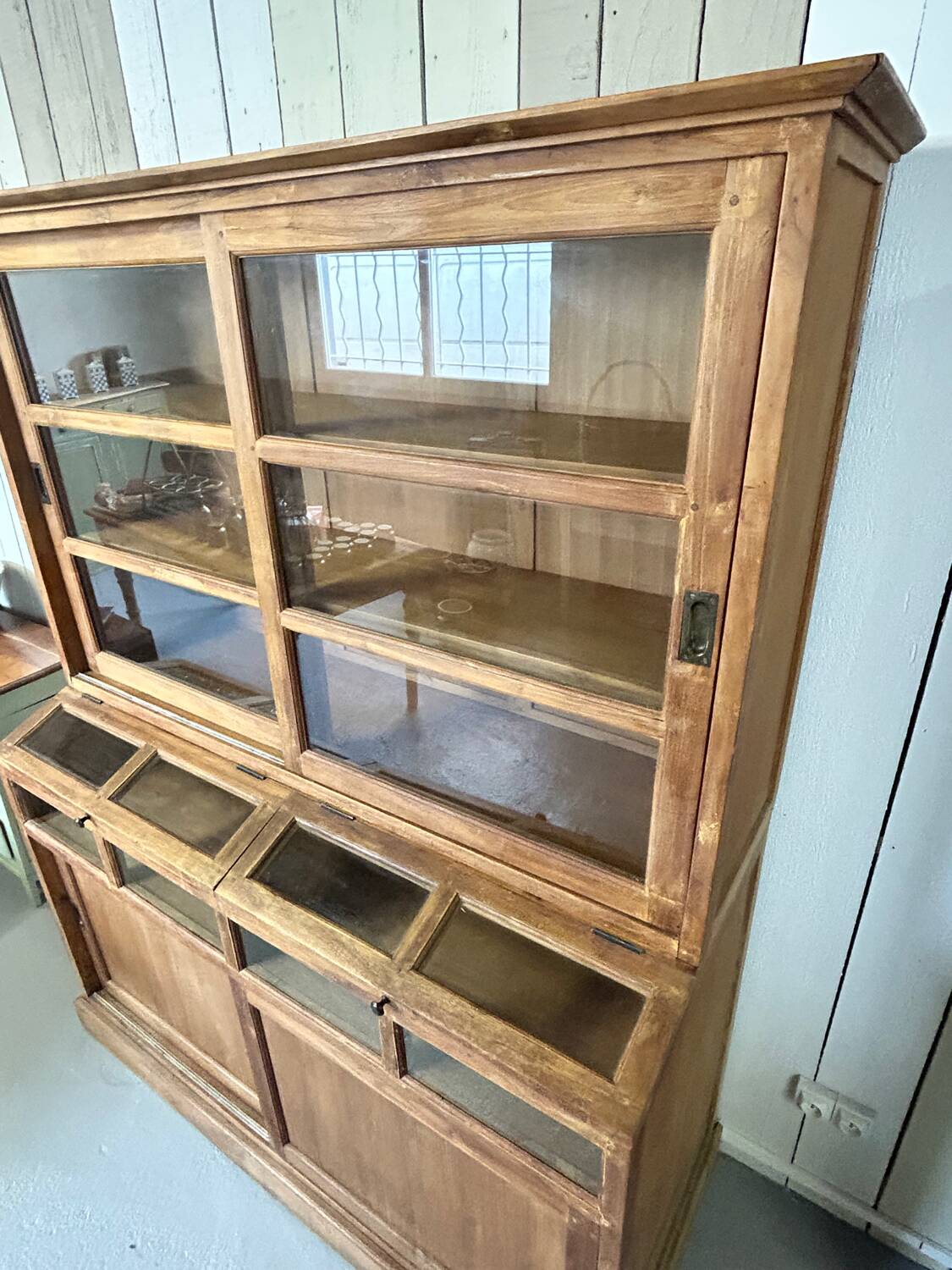 Large antique glass-fronted cabinet made of solid wood – Late 19th century