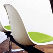 Eames 3-seater bench Vitra Edition 1970 Fibreglass