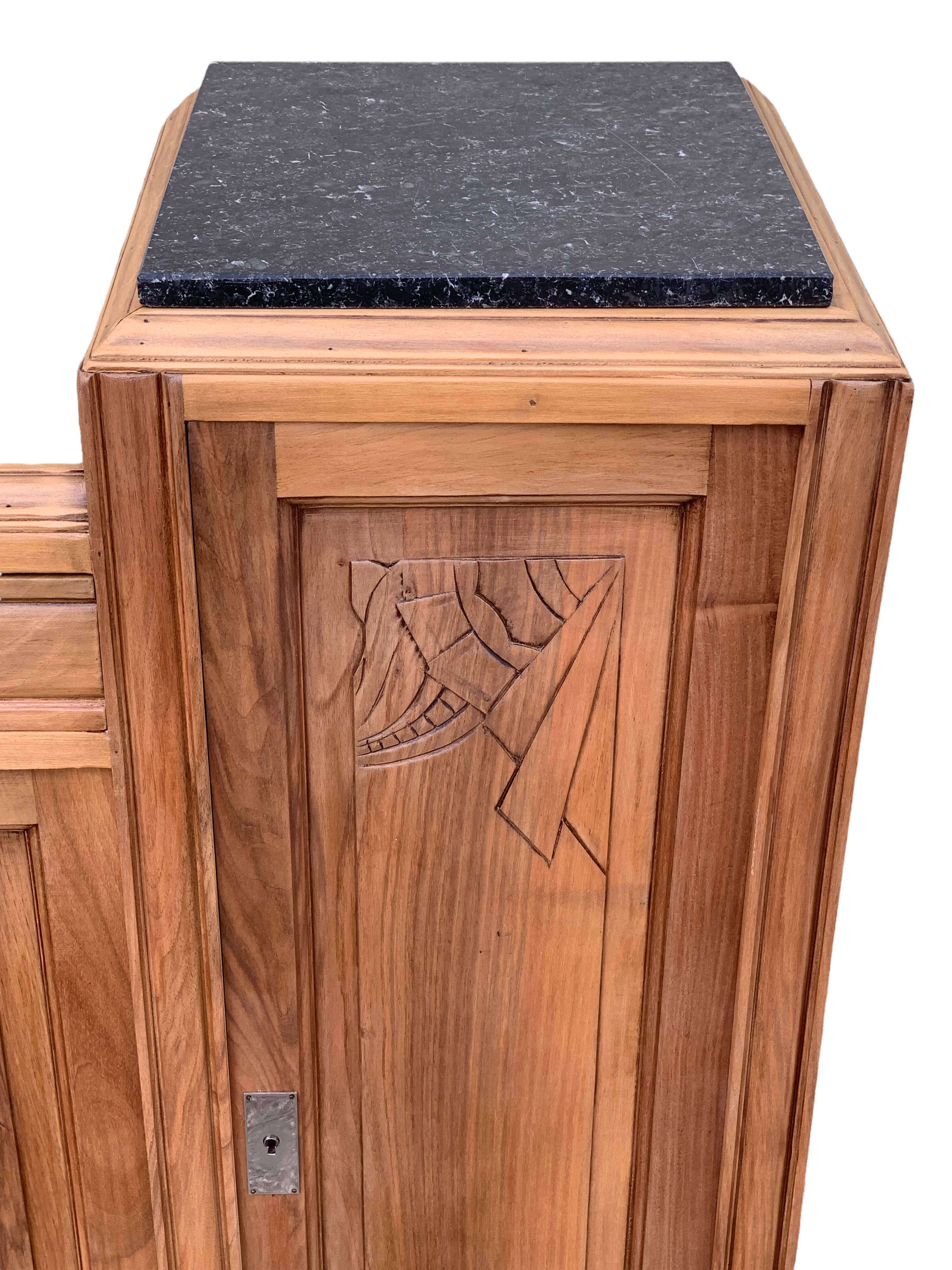 Parisian art deco buffet walnut brut massive 1920