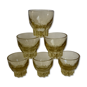 Set of 6 yellow glass shot glasses in 70s