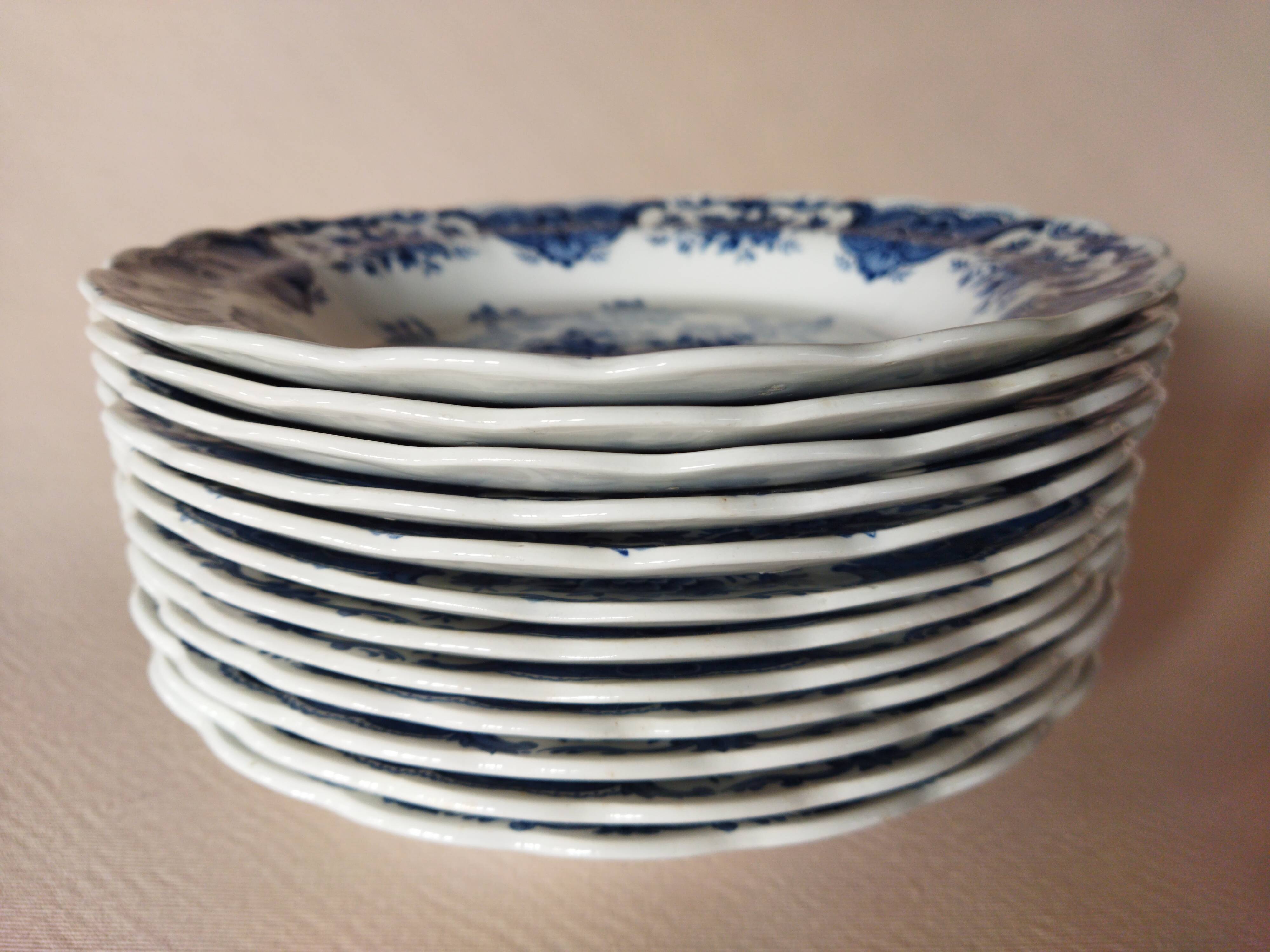 12 assiettes creuses anglaises Ridgway "Windsor" bleu