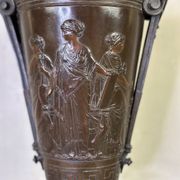 Bronze vase in the antique style, France circa 1880.