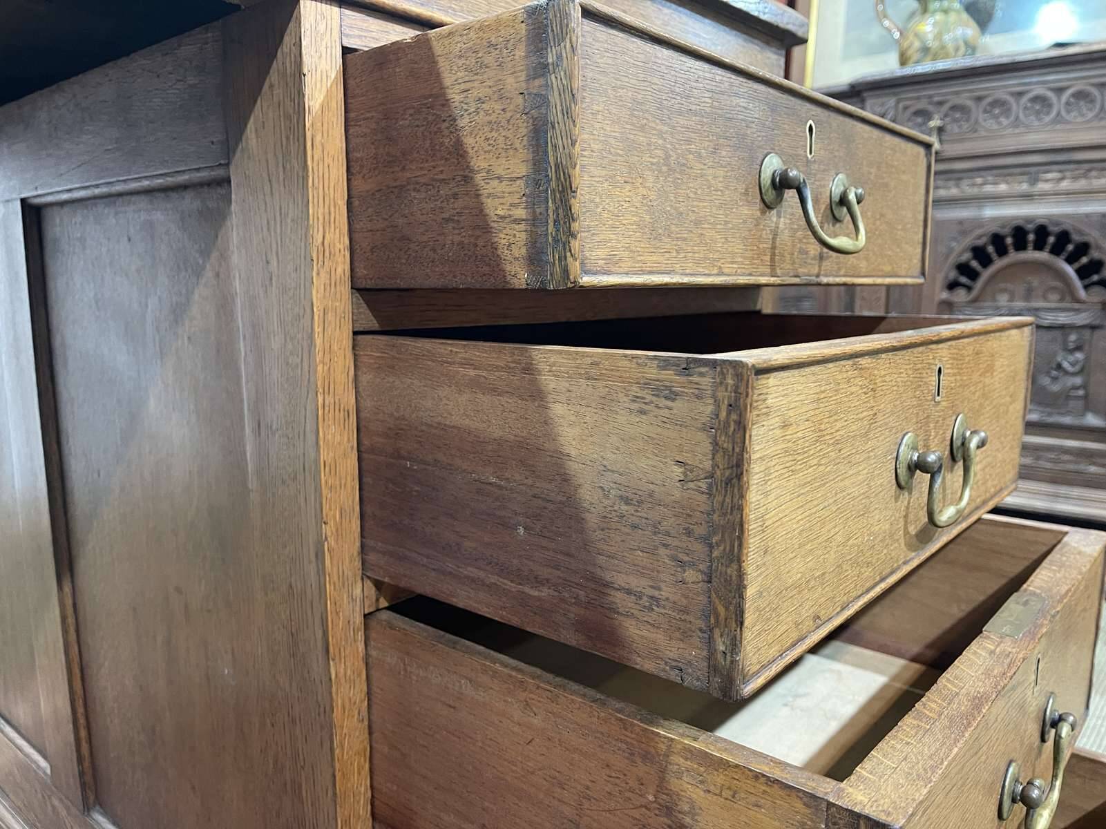 Early 20th century English flat desk in oak