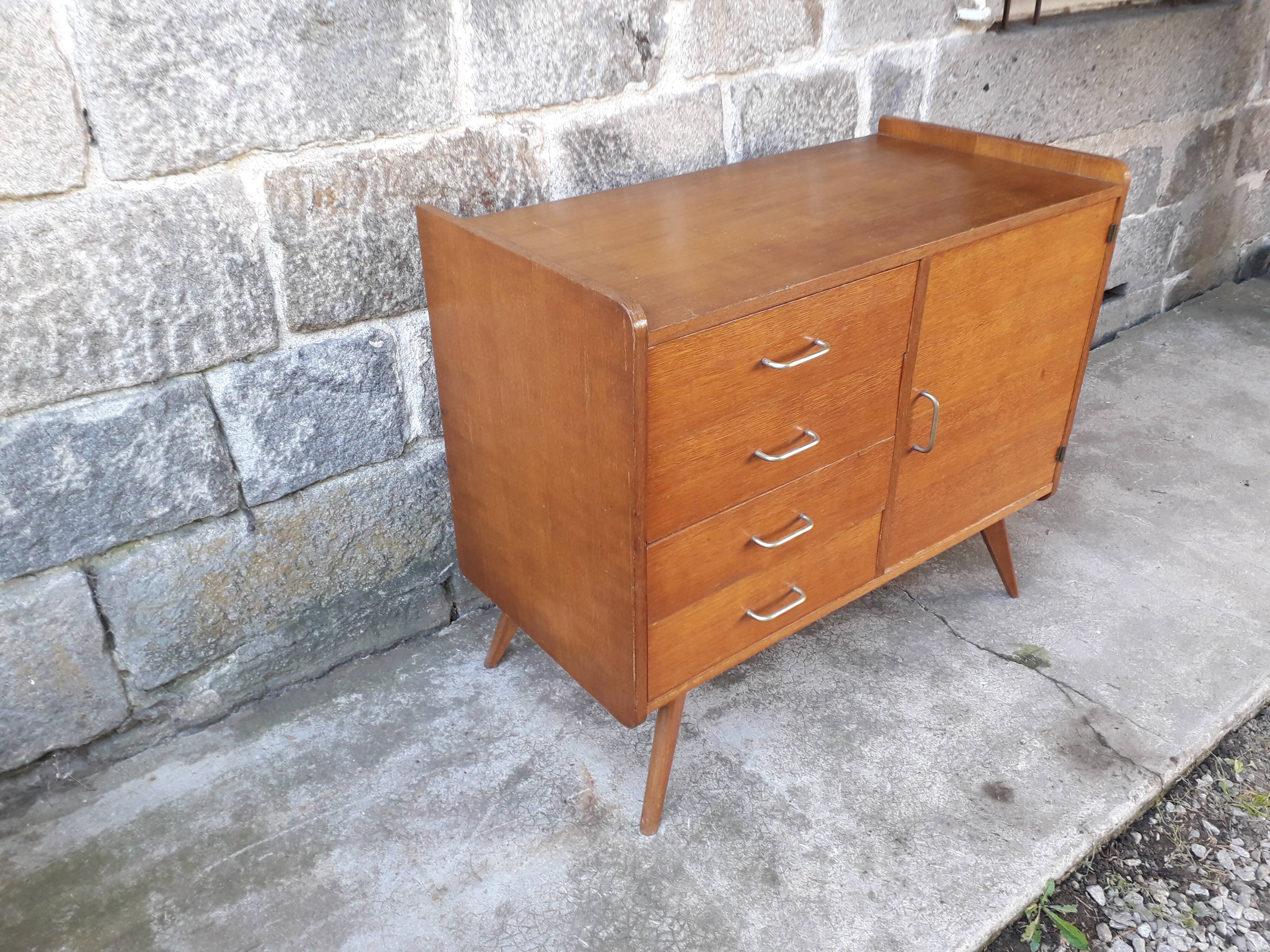 Vintage dresser compass feet
