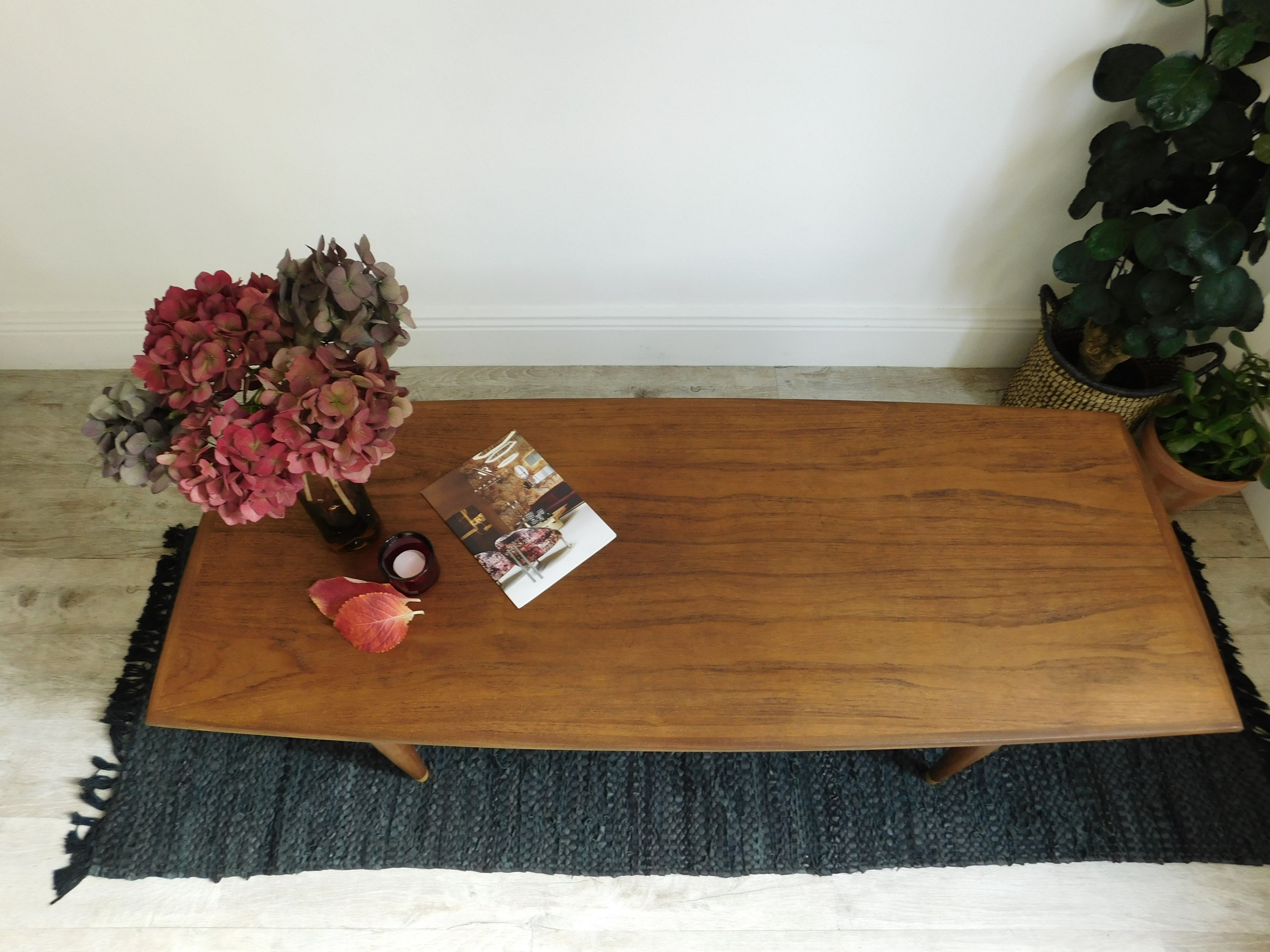 Table basse scandinave en chêne
