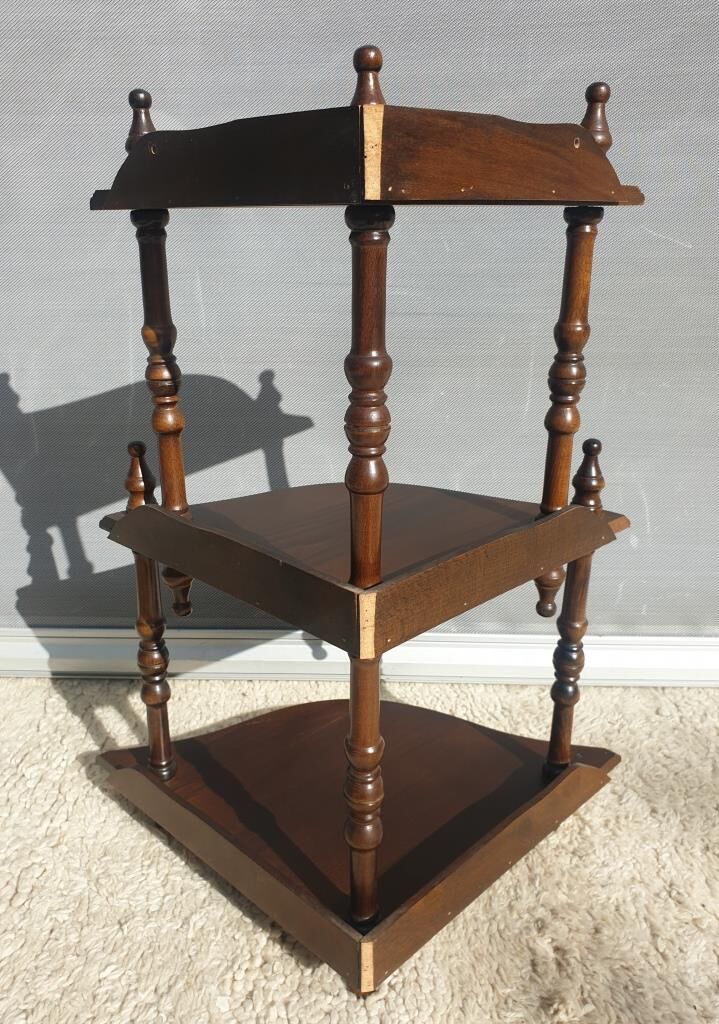 Wall-mounted corner display with 3 mahogany shelves