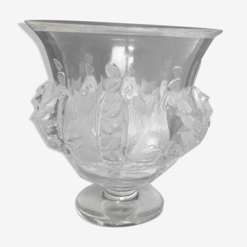 Lalique crystal vase model Dampierre
