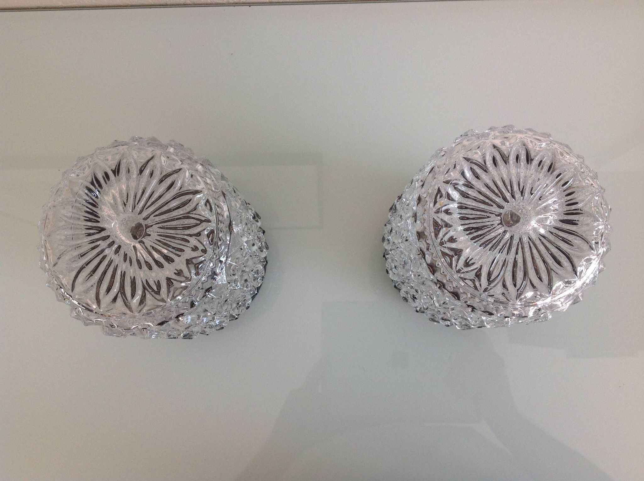 Paire de plafonniers cylindriques  en verre structuré / vintage années 60-70