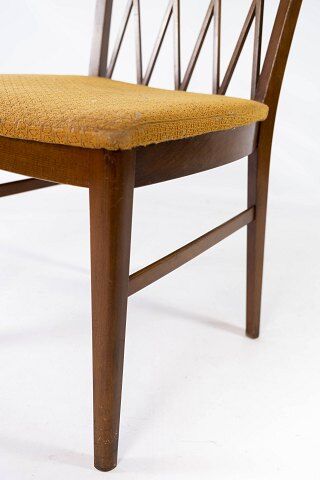 Set of six chairs in walnut 40s
