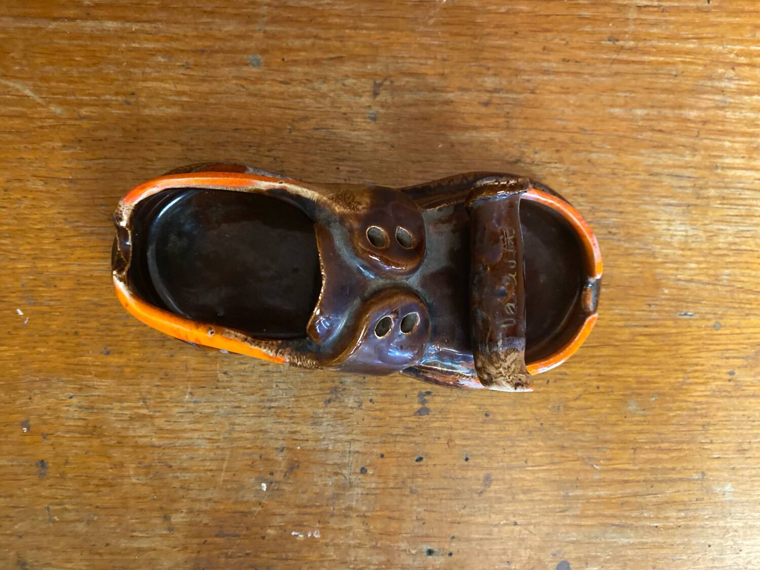 Cendrier ancien Vallauris céramique multicolore forme chaussure vintage