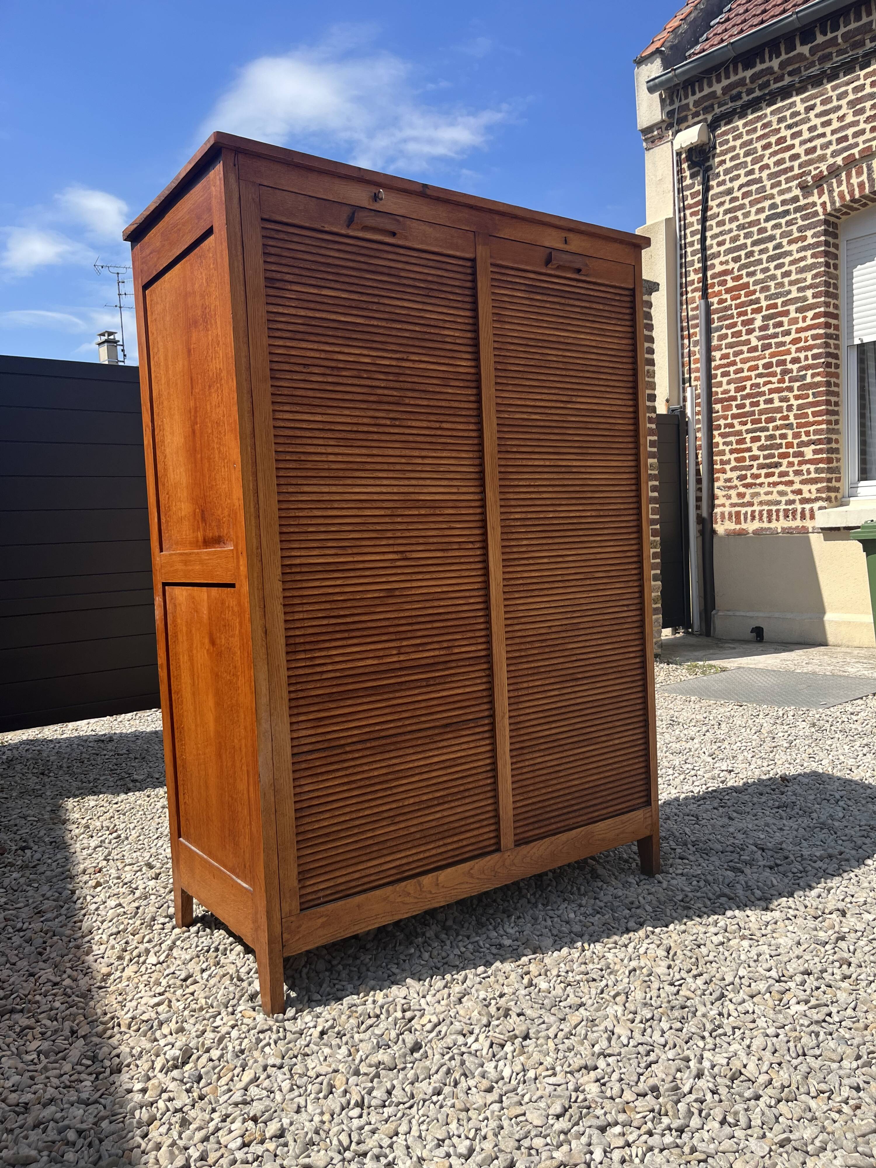 Double curtain binder