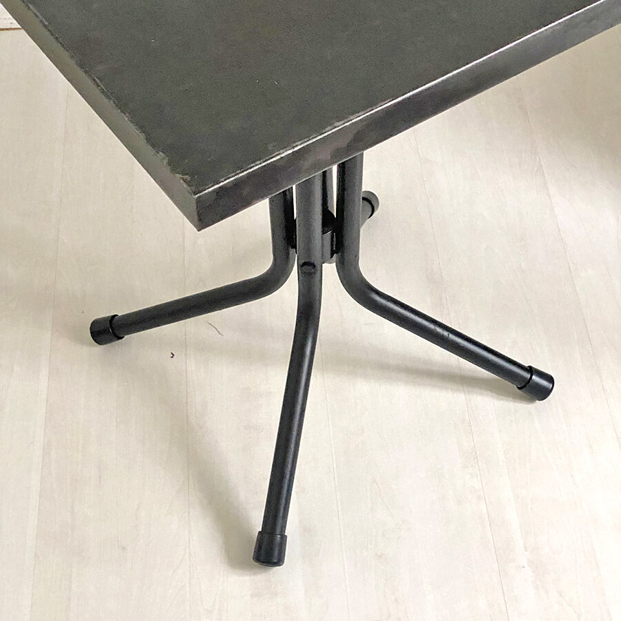 Table bistrot