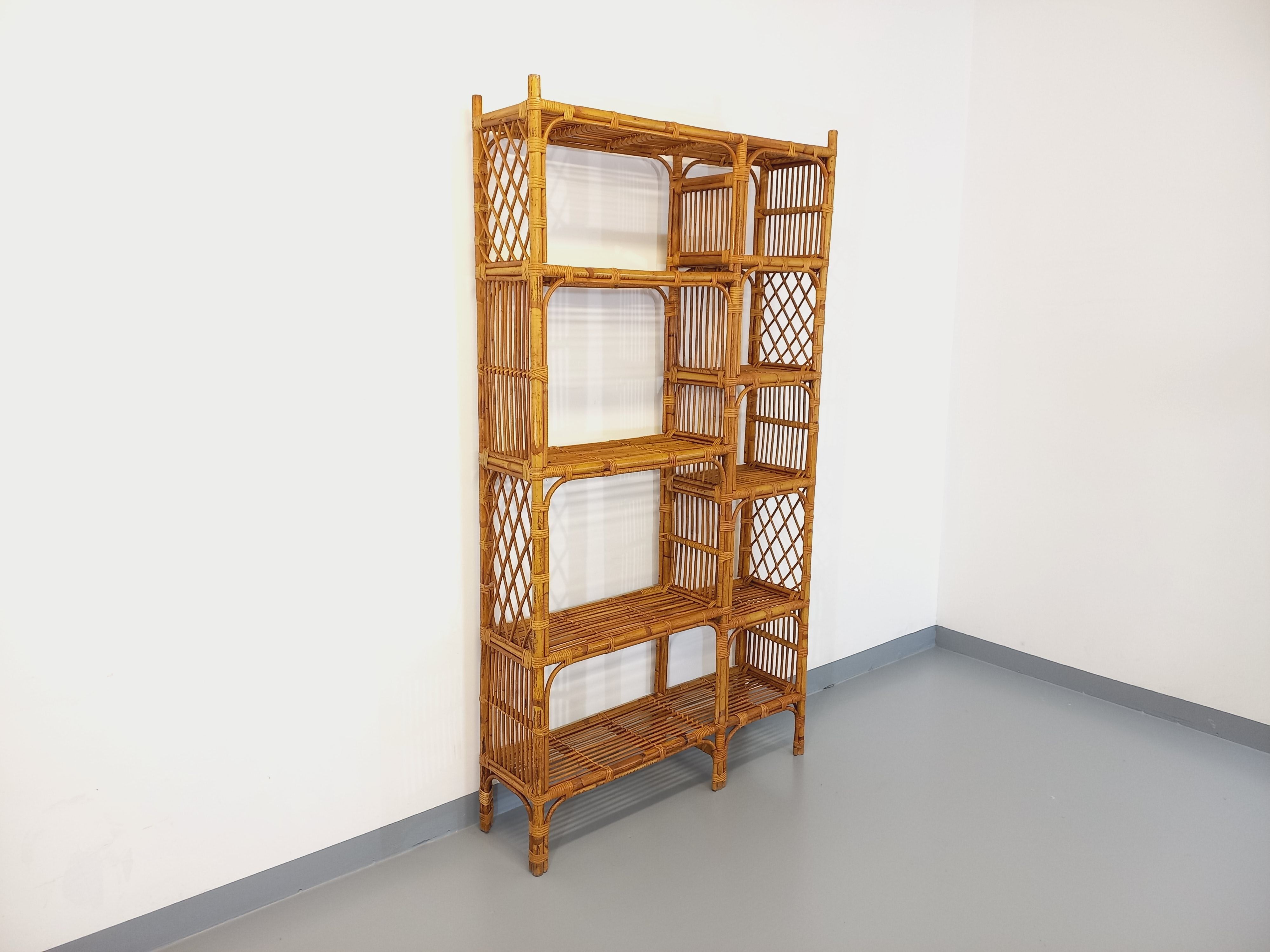 Bookcase vintage rattan shelf from the 60s