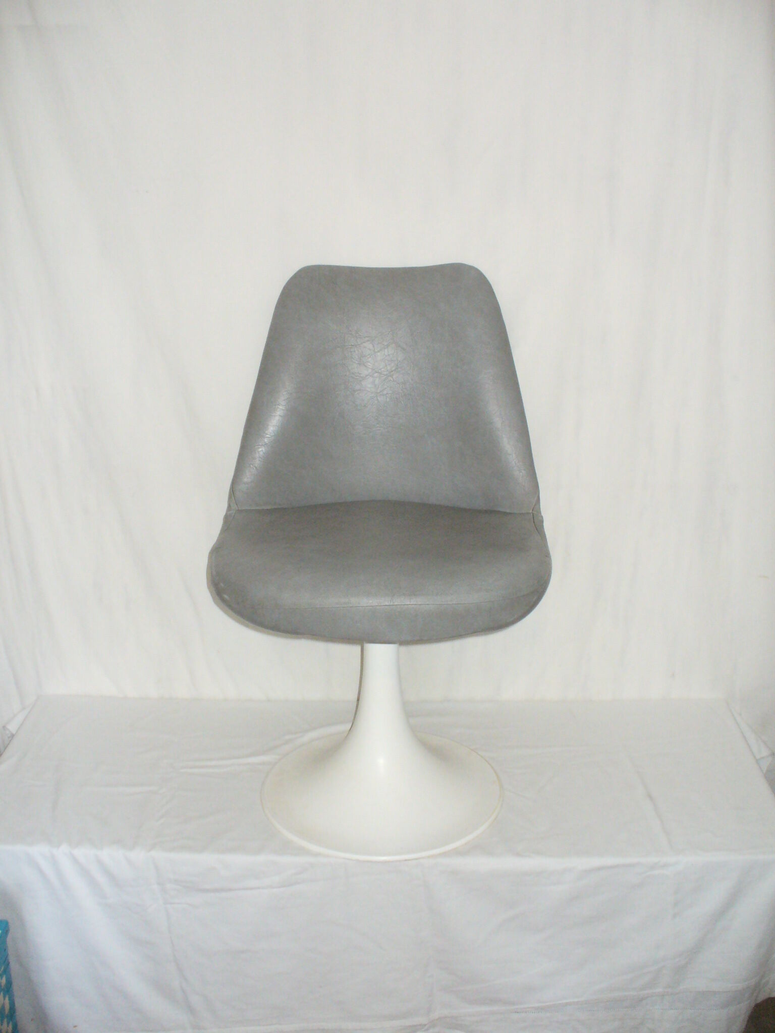 Tulip foot chair from the 60s - 70s