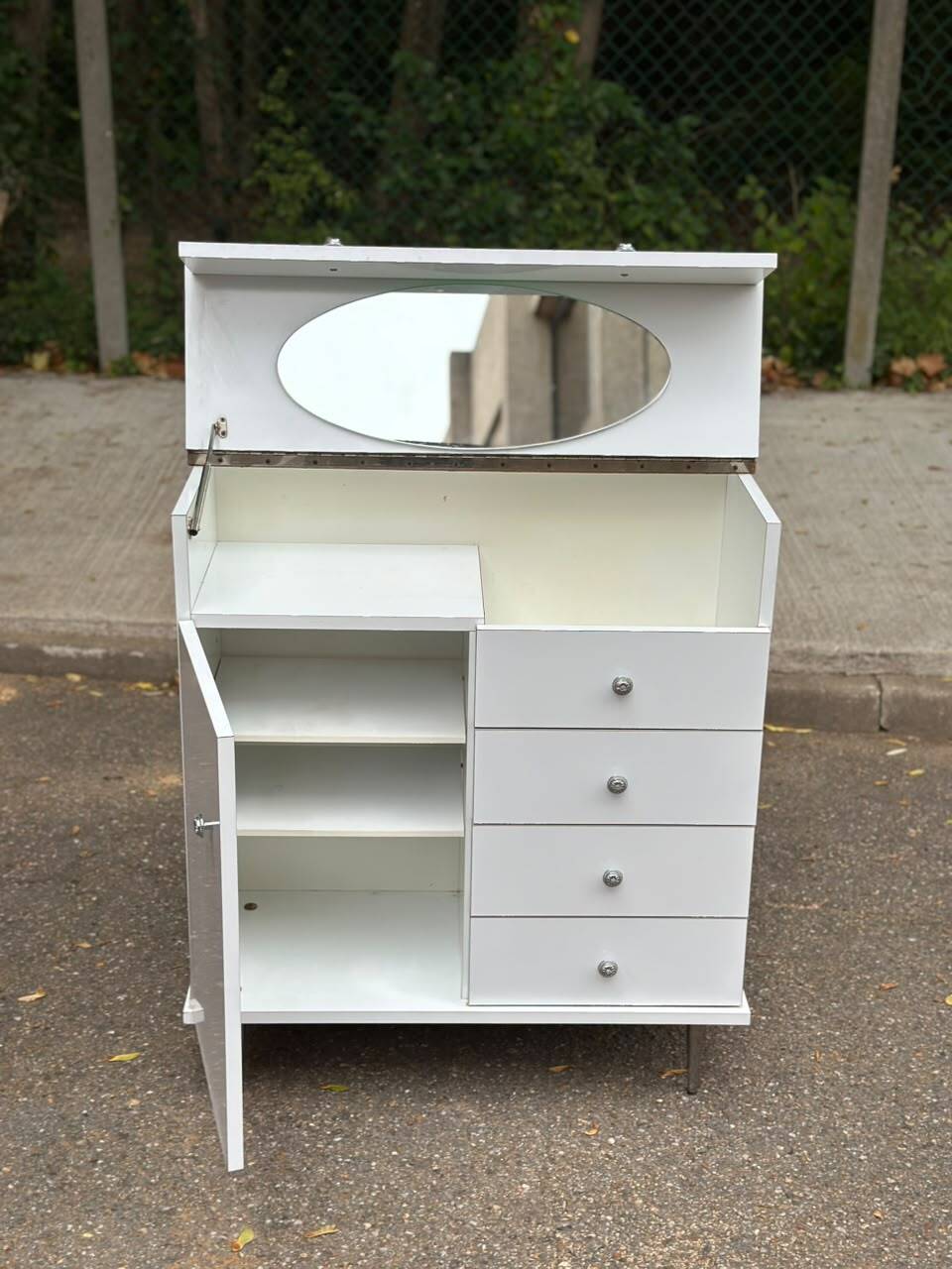 White wooden bathroom furniture with chrome compass legs, Mid-Century 1960.