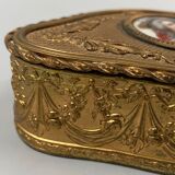 Boite a bijou bronze dore decor Louis XVI miniature porcelaine femme