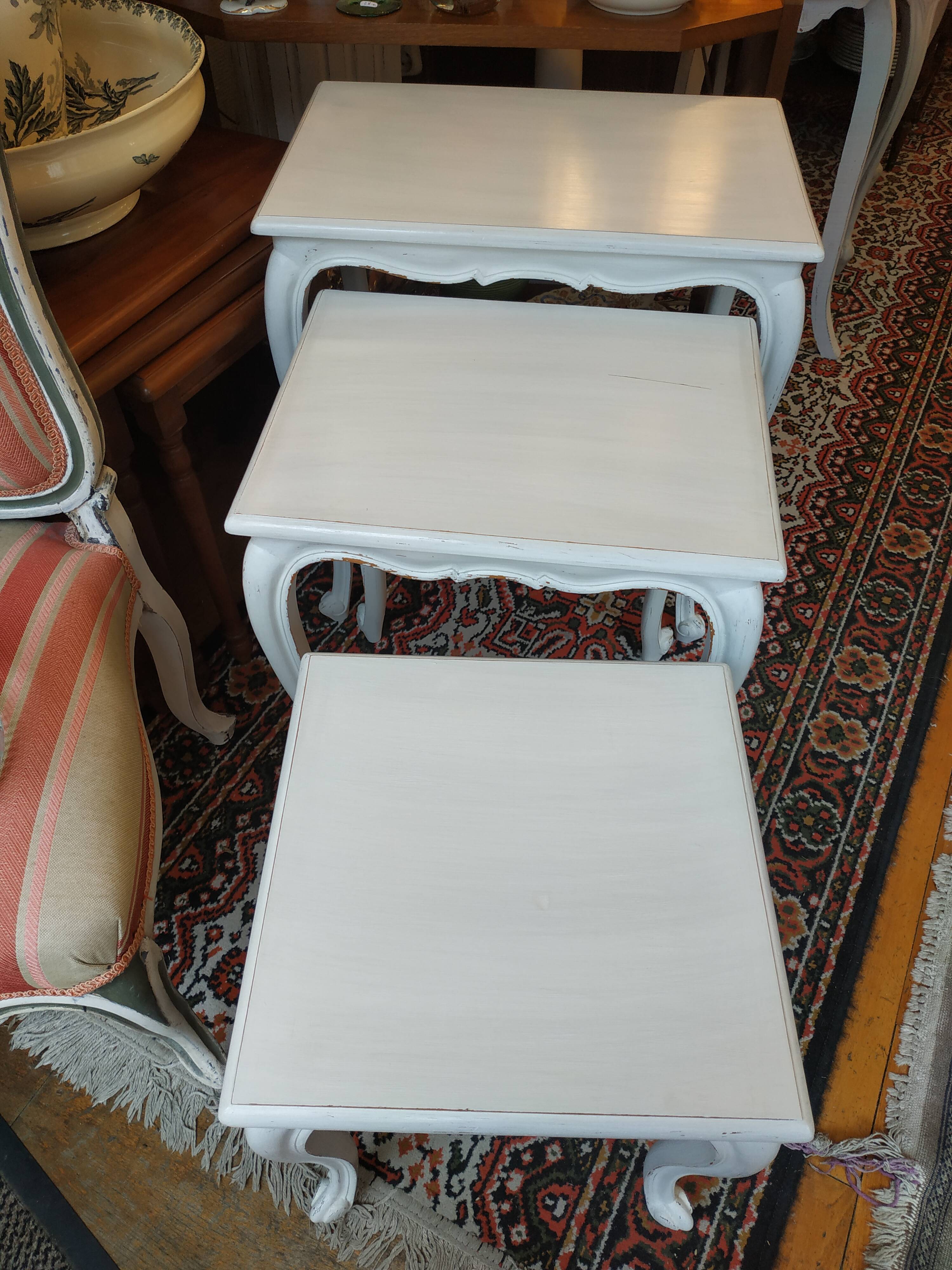 3 trundle tabs made of aged rechampi wood