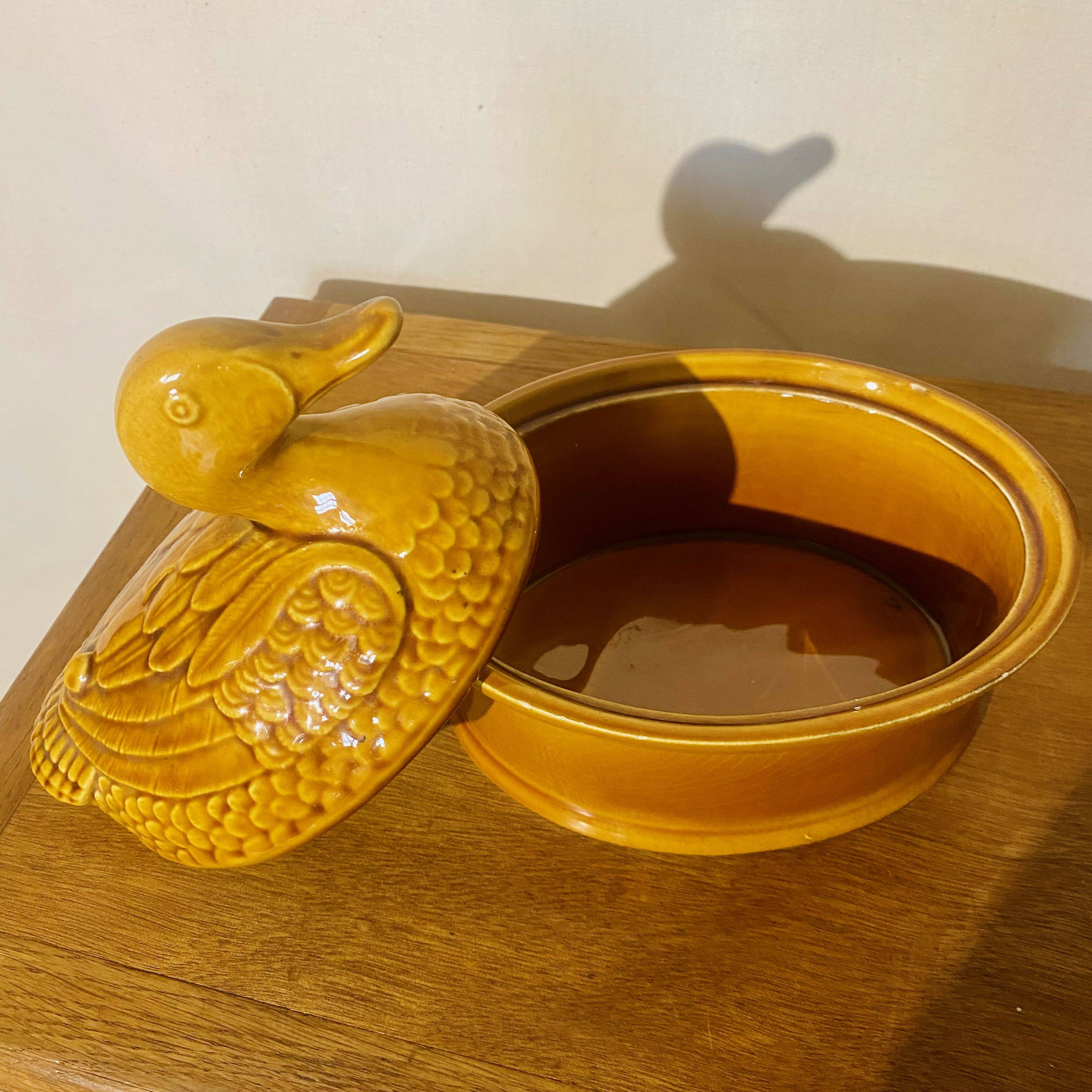 Duck-shaped pot / terrine - Portugal