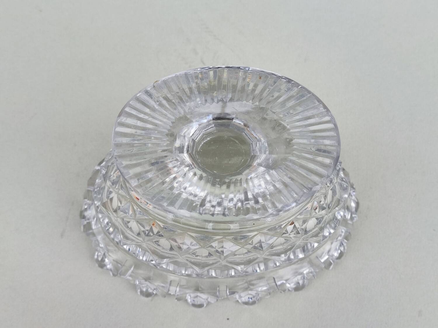 Crystal sweet dish