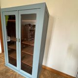 Bibliothèque vitrée bleu orage