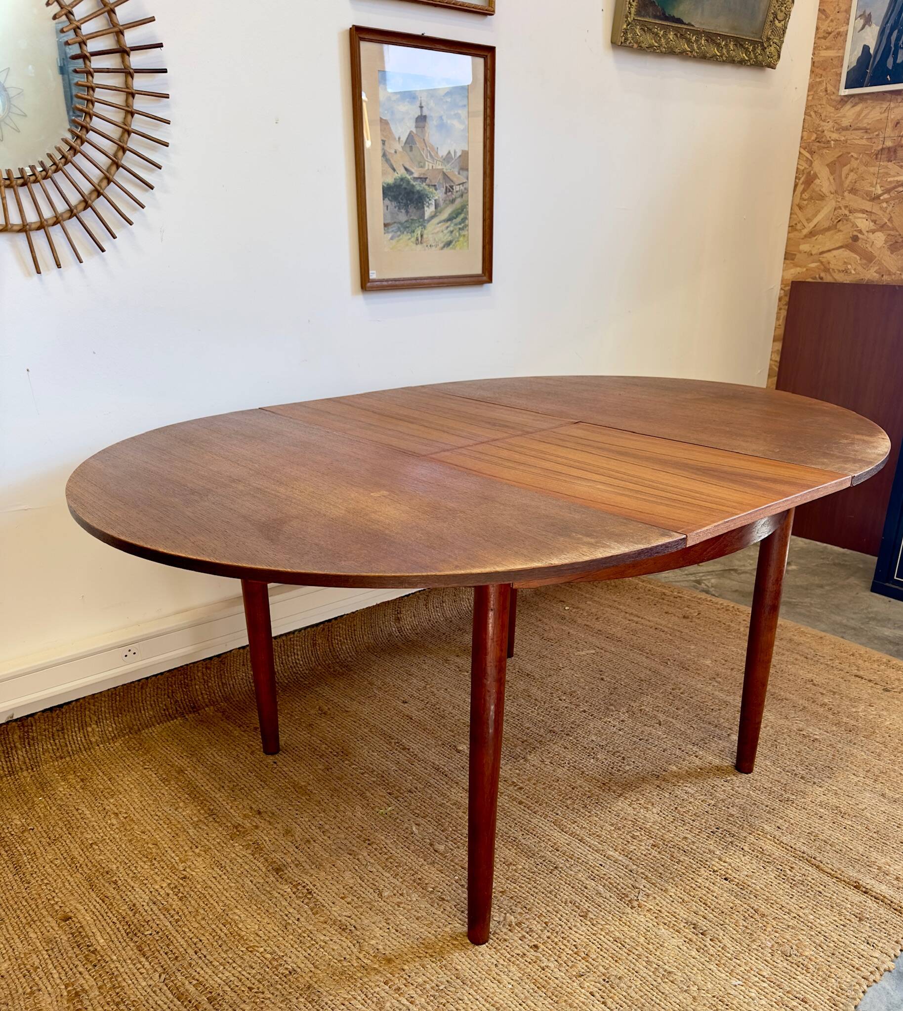 Table scandinave extensible en teck – années 60
