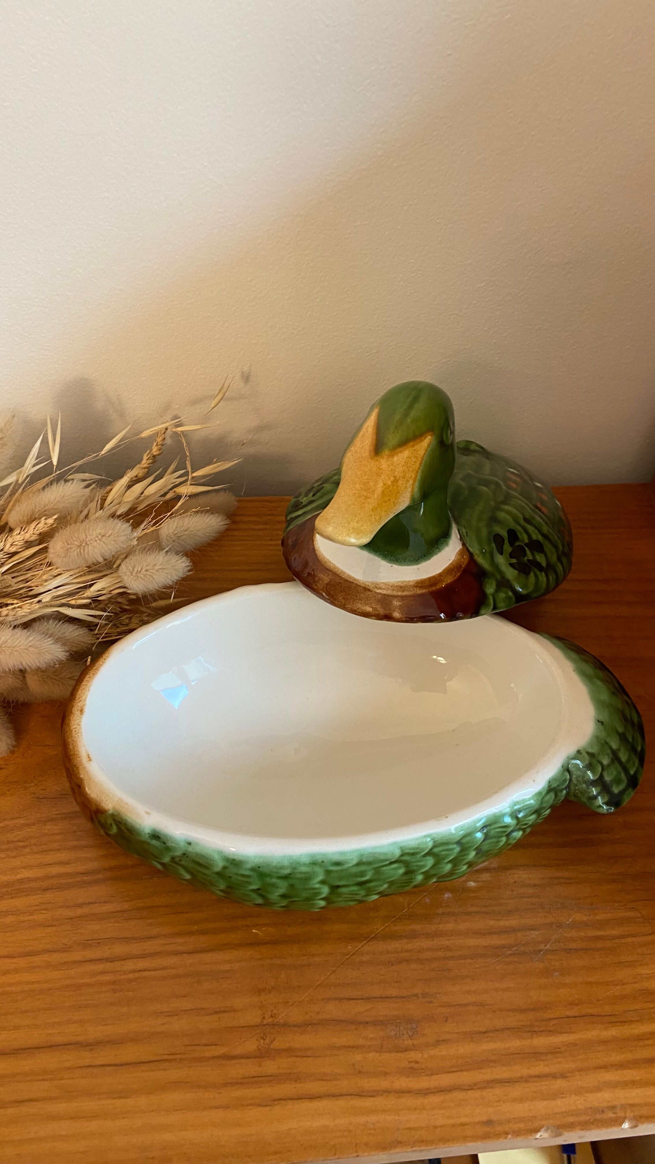 Duck box in slip