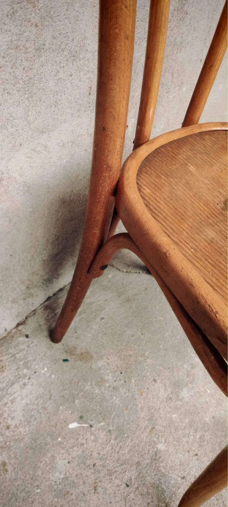 Chaise bistrot type Thonet ou Baumann