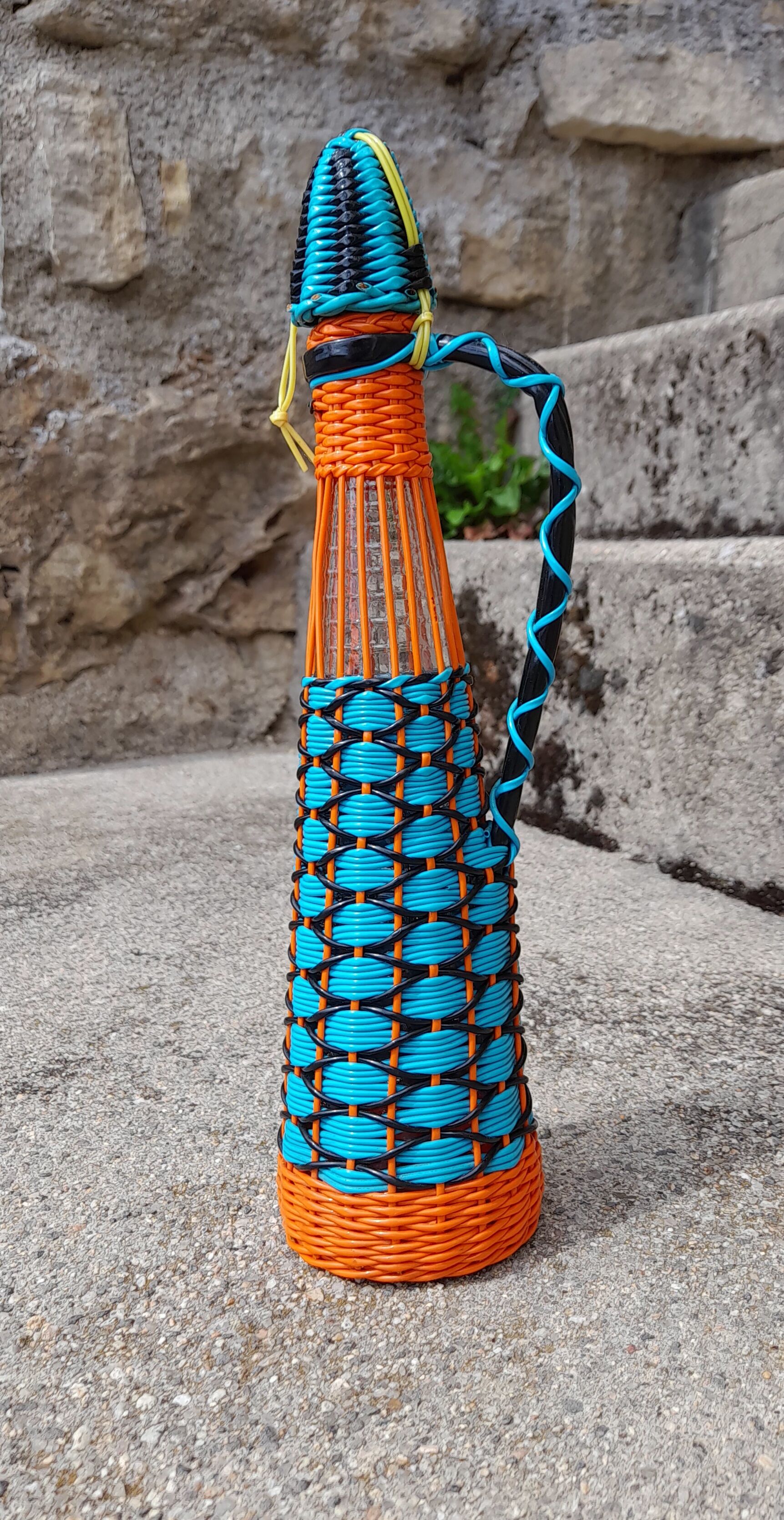 Bottle scoubidous conical, 60s