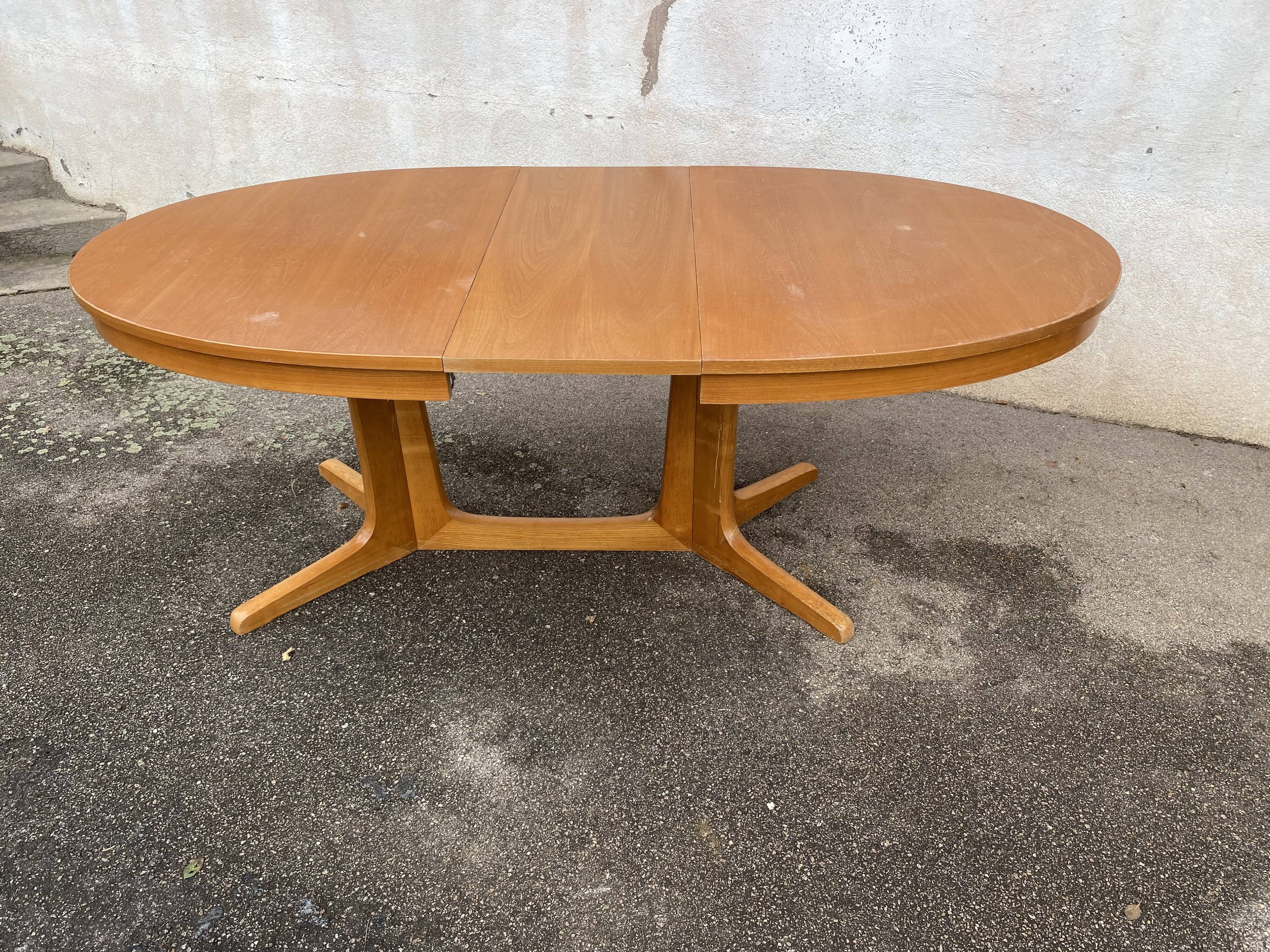 Baumann elm table