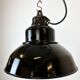 Lampe d'Usine Industrielle en Émail Noir avec Plateau en Fonte, 1960s