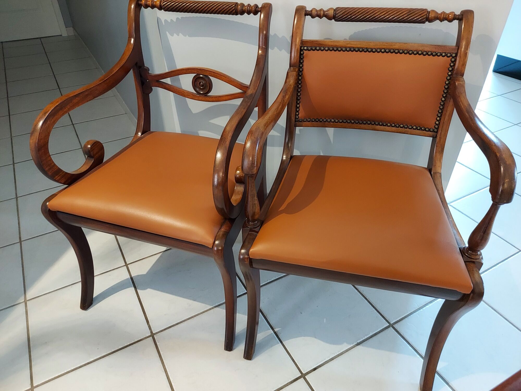 English flap desk and these 2 armchairs early XXeme