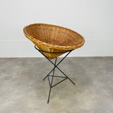 Display basket 50s wicker tripod