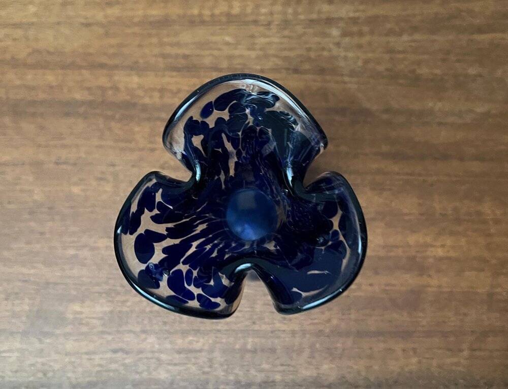 Vintage Murano glass flower vase