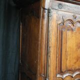 Walnut cabinet, 18th