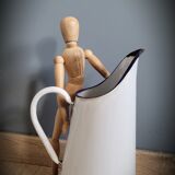 Broc enamelled white