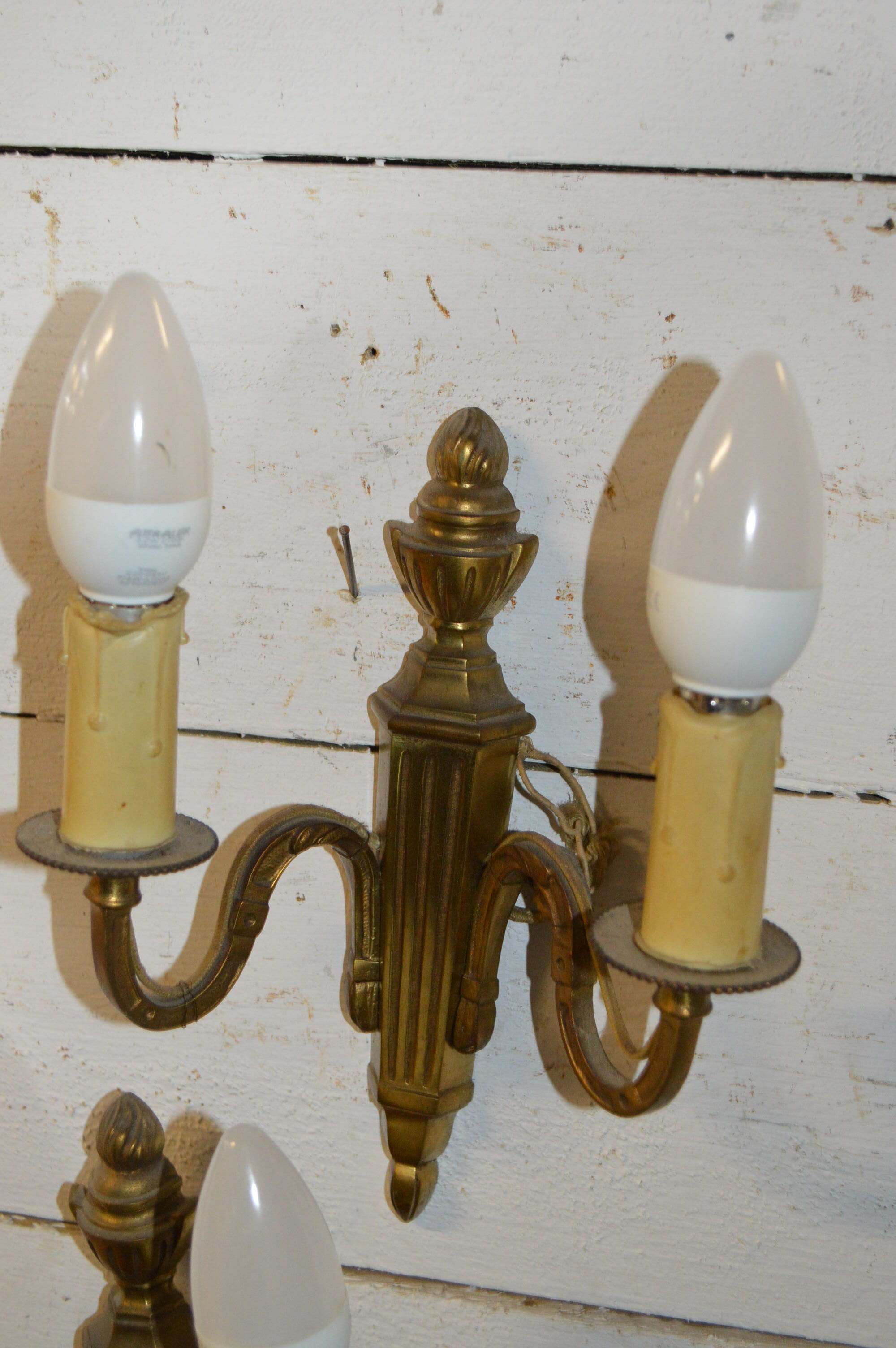 Pair of appliques style Louis XVI bronze