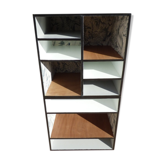 Meuble de rangement atypique relooké