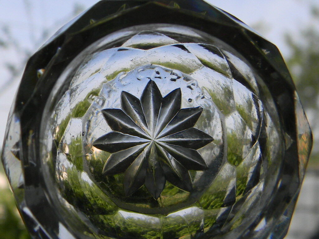 Small crystal salt shaker from Baccarat