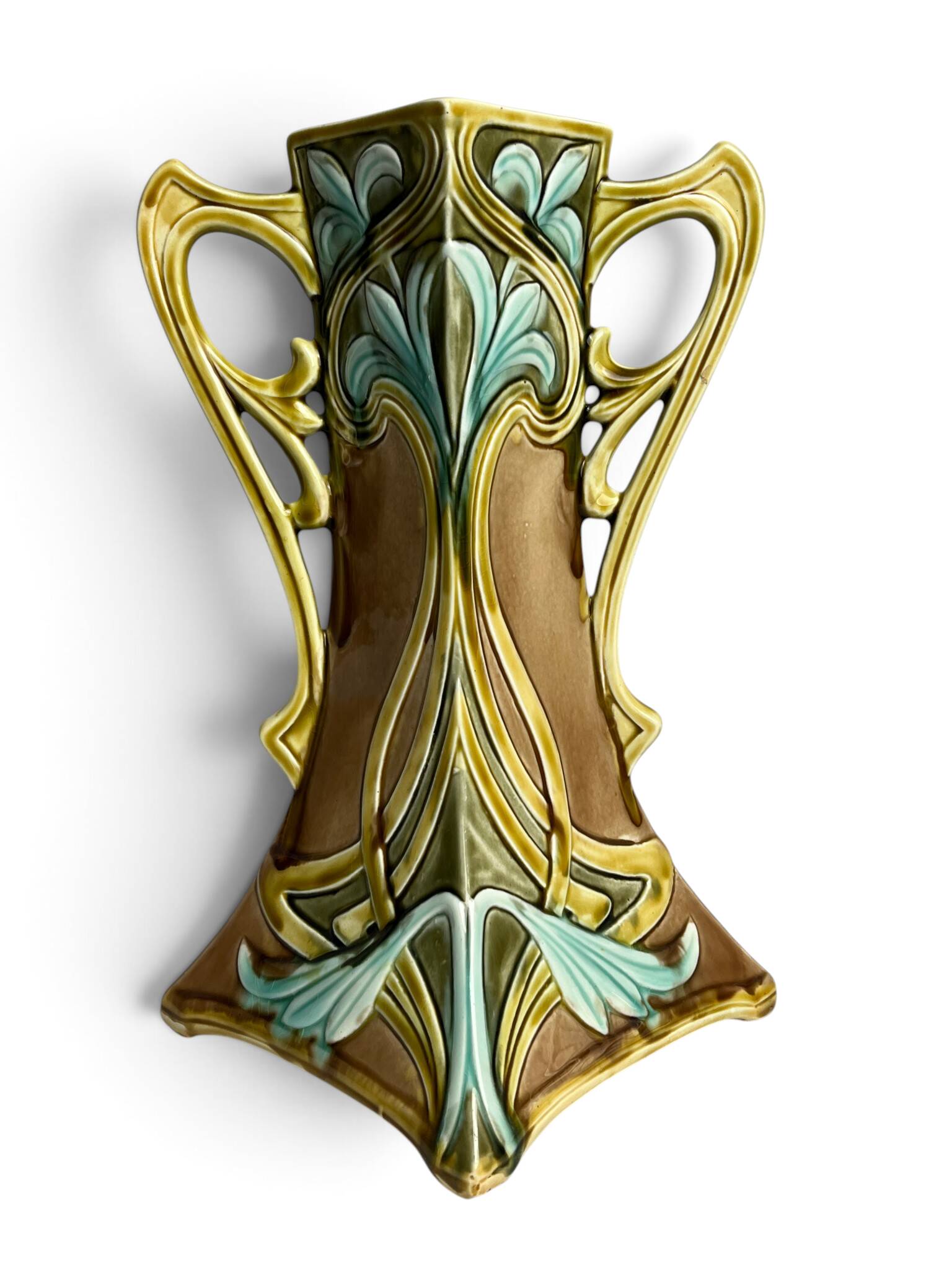 Art Nouveau, two barbotine vases from Onnaing around 1920.