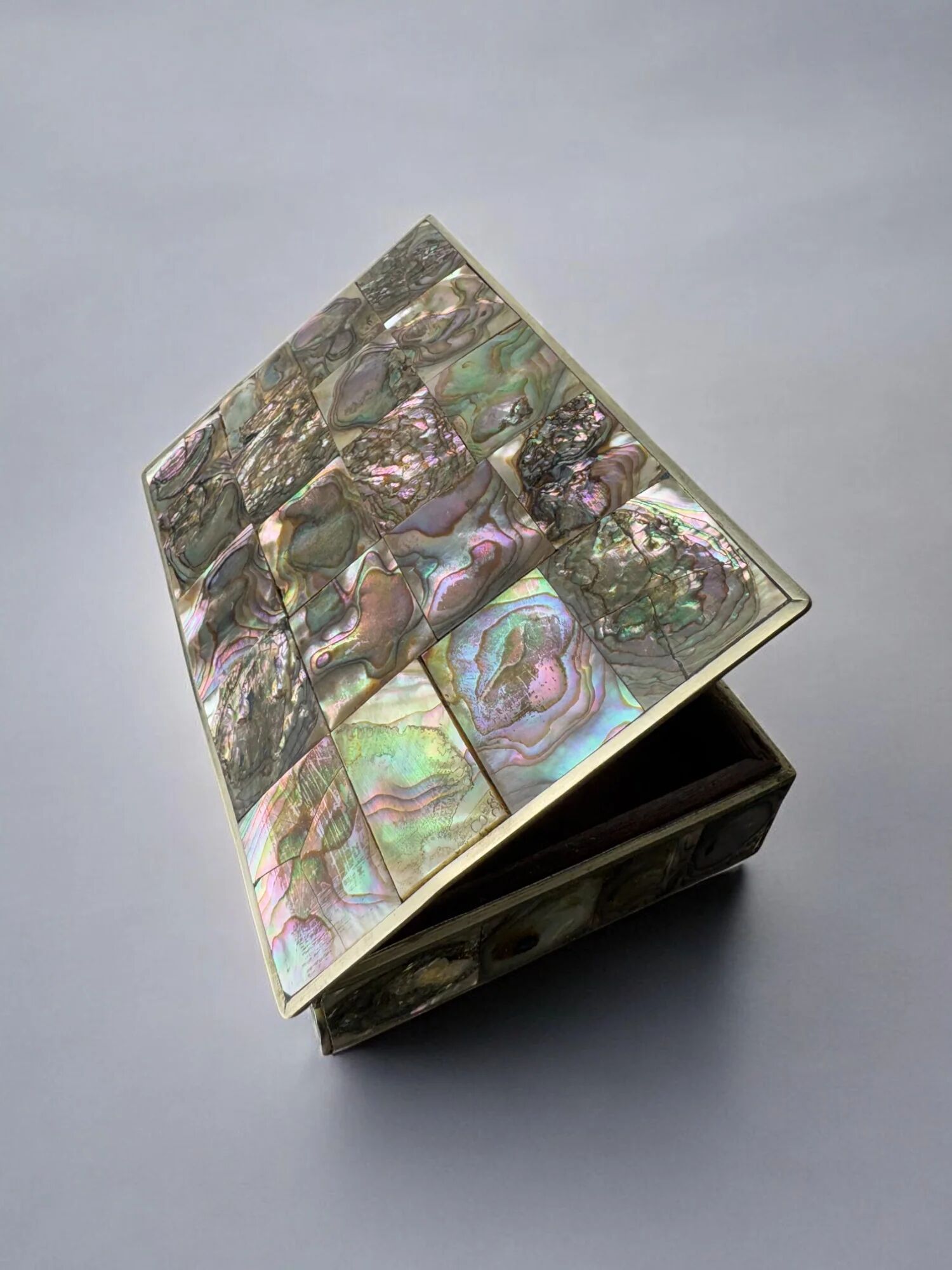 Abalone shell vanity box, Alpaca Mexico, 1970s