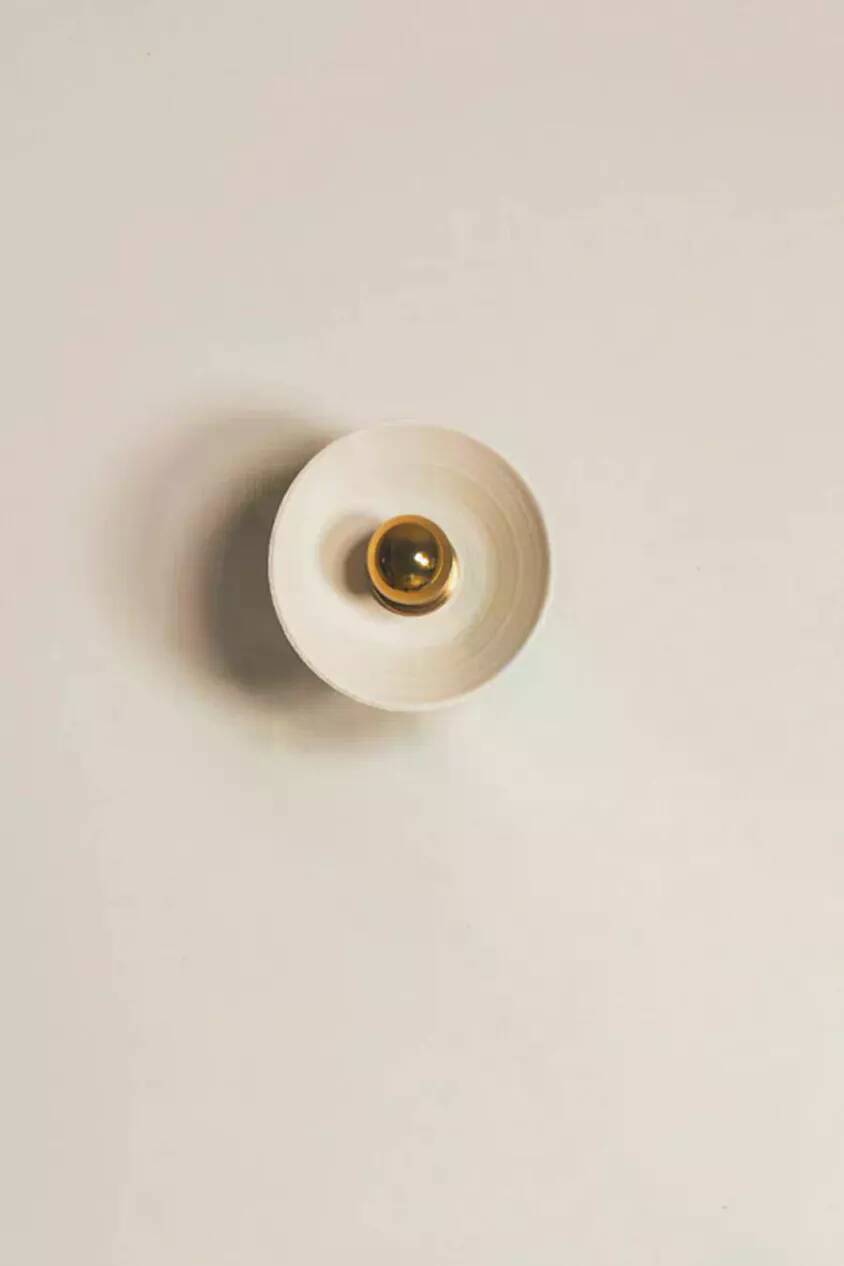 Pitchoun wall lamp in white terracotta