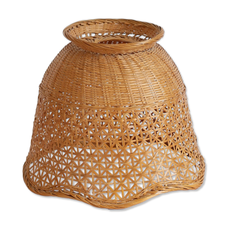 Wicker lampshade