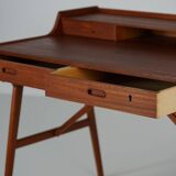 Danish teak desk, Model 64, by Arne Wahl Iversen for Vinde Møbelfabrik, 196